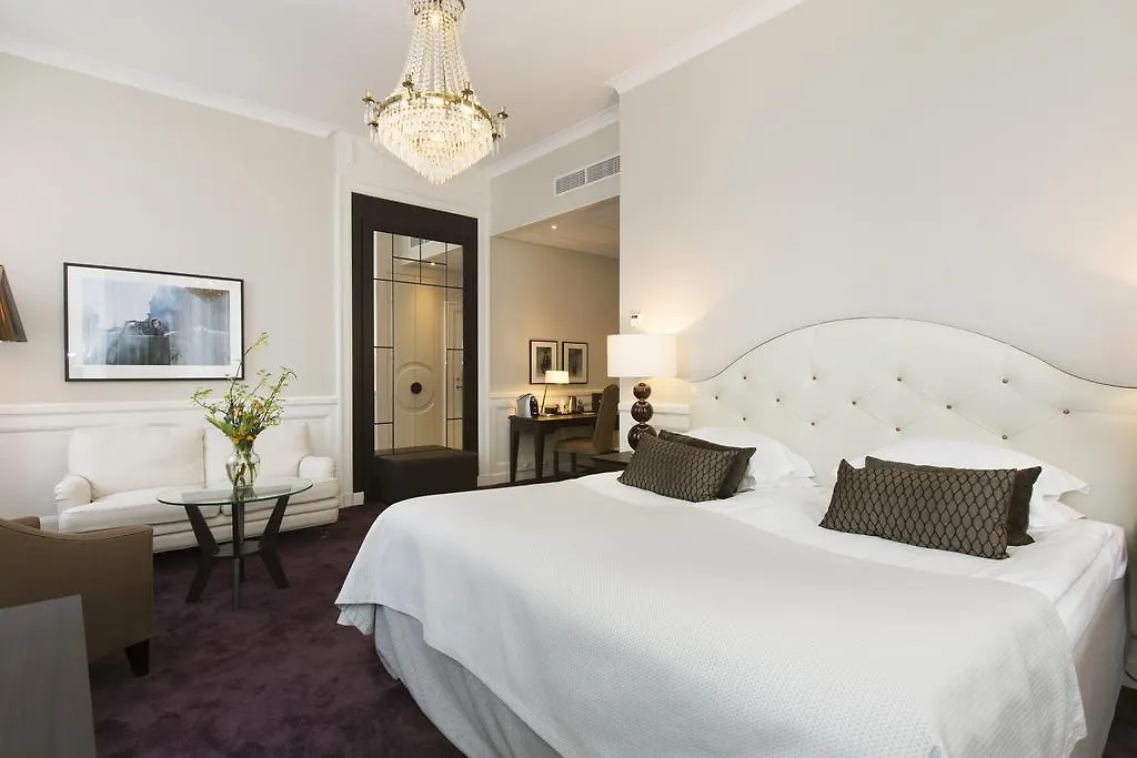 Elite Hotel Savoy Malmö 4*,  Sverige